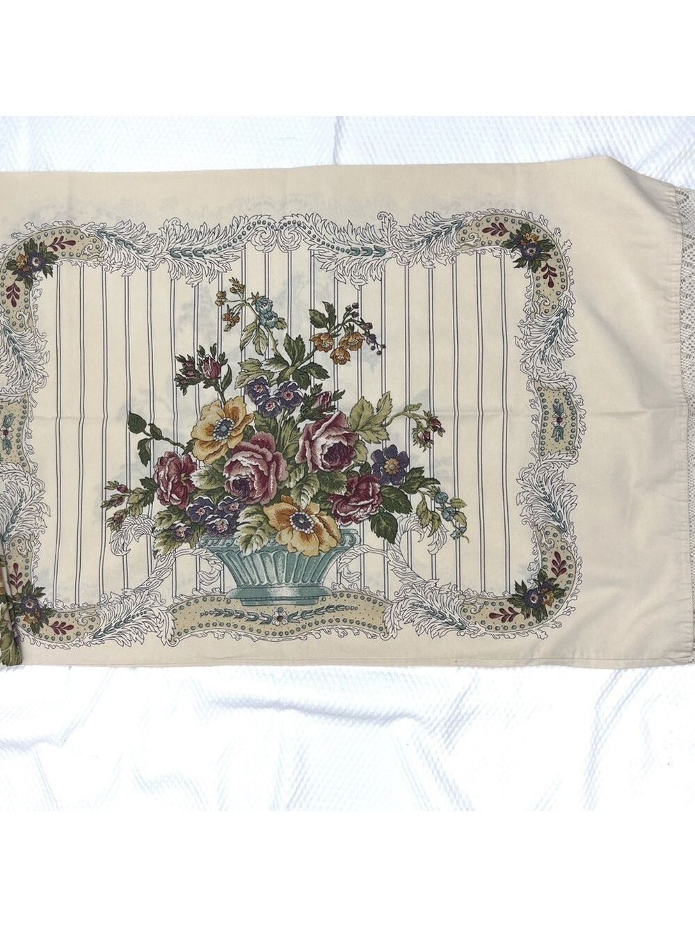 GUC-80S Vntg Louis Nichole Complete Full Set Sheets/Shams Floral,Victorian, Lace - Picture 11 of 14